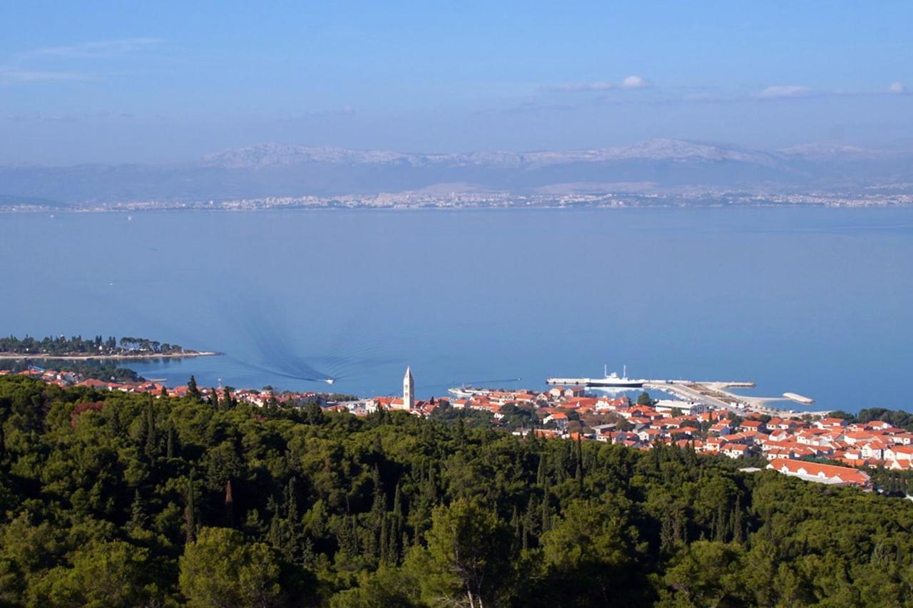 Double Room Supetar 5658D Εξωτερικό φωτογραφία